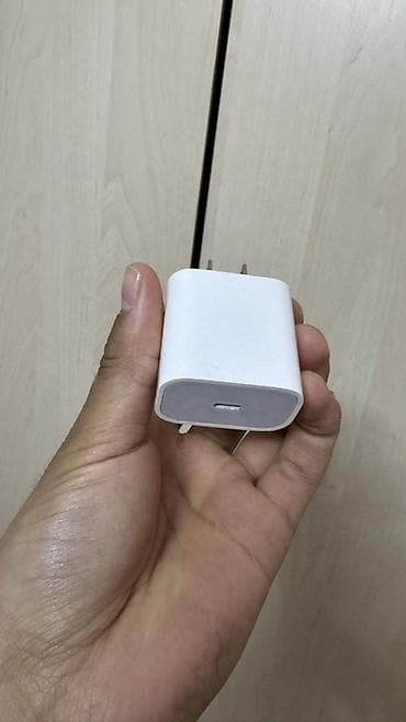 adapter: Сетевой зарядный адаптер USB‑C, компактный. Оригинал Производства — 2