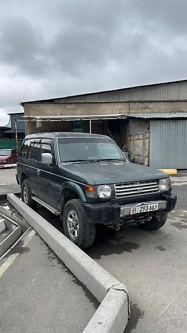 Mitsubishi Pajero: 1994 г., 2.6 л, Механика, Бензин, Внедорожник