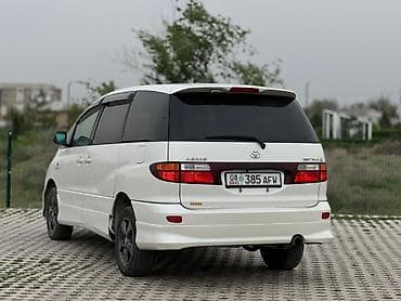 задний капот: Toyota Estima: 2003 г., Минивэн — 4