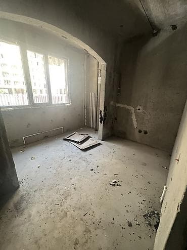 квартира берилет а: 1 бөлмө, 45 м², 106-серия, 1 кабат, Даяр ПСО (өзү оңдоп түзөтүп бүтүү үчүн) — 8