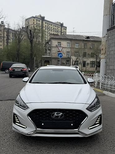 экспортный вариант: Hyundai Sonata: 2021 г., 2 л, Автомат, Газ, Седан — 8