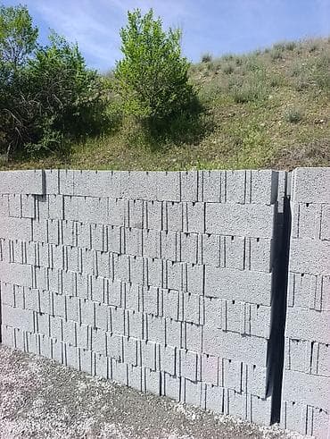 стандартные размеры пескоблока: Пескоблок Гладкий, Заборный, 150x190x390, Самовывоз, Бесплатная доставка, Платная доставка — 2