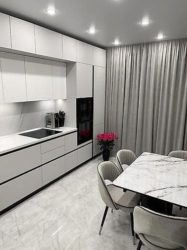 квартиры в токмоке: Современная квартира с дизайнерским интерьером в спокойной серо-белой — 2