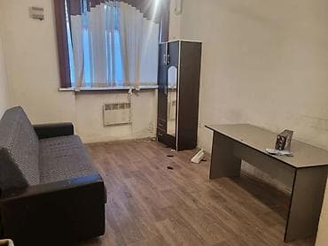 квартира район ошский рынок: 2 комнаты, 30 м², Индивидуалка, 1 этаж, Косметический ремонт — 1