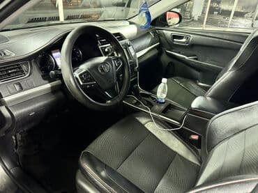 дополнительные приборы: Toyota Camry: 2016 г., Автомат, Бензиновая, Седан — 2
