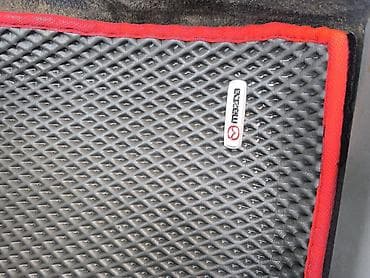 подстаканник е39: Mazda Demio: 2003 г., 1.5 л, Автомат, Бензин, Хэтчбэк — 10