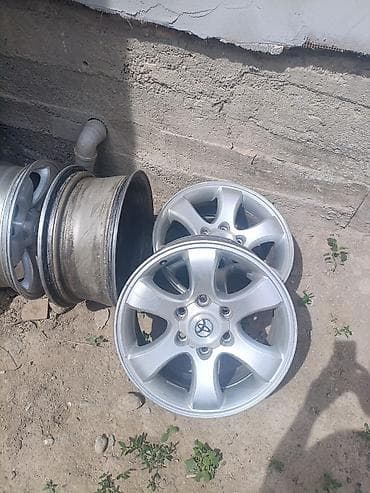 казан титан: Литые Диски R 16 Toyota, Комплект, отверстий - 5 — 1