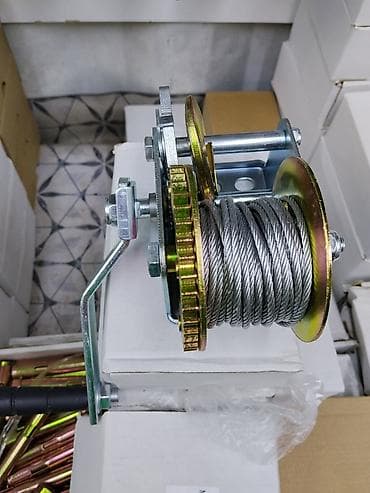 лебетка ручная: Ручная лебедка Hand Winch 600 lbs - Тяговое усилие: 600 lbs (около — 2