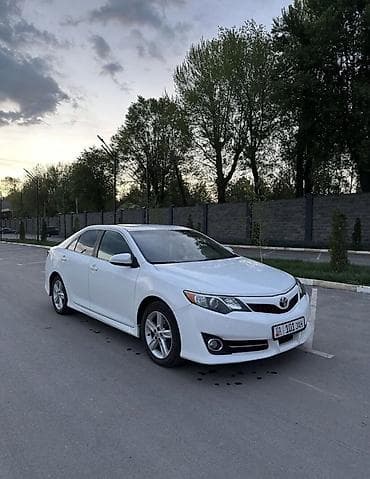 Продажа авто: Toyota Camry: 2012 г., 2.5 л, Автомат, Бензин, Седан — 3