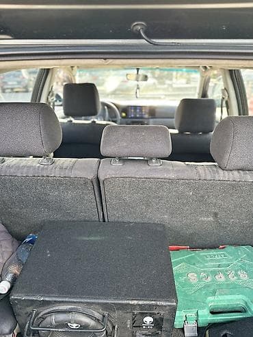 corolla s: Toyota Corolla: 2003 г., 1.6 л, Механика, Бензин, Хэтчбэк — 5