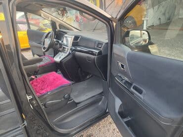 ход: Toyota Alphard: 2010 г., Минивэн — 10