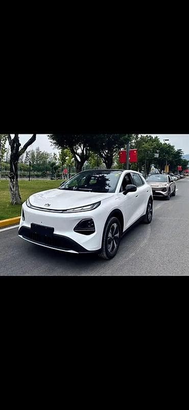 byd e9: Changan Qiyuan Q05: 2026 г., Автомат, Электромобиль, Внедорожник — 1