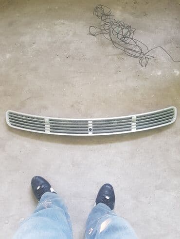 решетка на w211: Радиатор торлору Mercedes-Benz 2003 г., Колдонулган, Оригинал — 2
