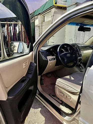Toyota Highlander: 2002 г., 3 л, Автомат, Газ, Кроссовер — 8