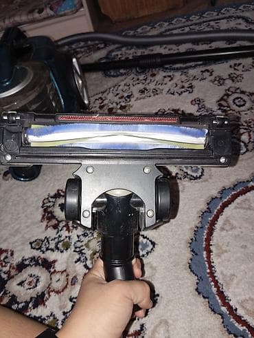 цена моющего пылесоса: Пылесос Б/У мы купили за 9000с прадаем за 3500с Особенности: - — 4