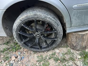 диска 4 дырка: Литые Диски R 19 Mercedes-Benz, отверстий - 5 — 2