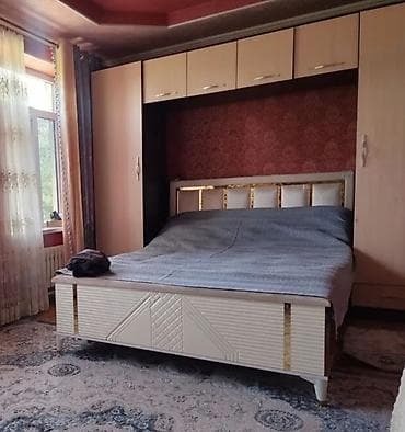 Дом и сад: Спальный гарнитур в классическом стиле с золотистыми вставками Состав — 1