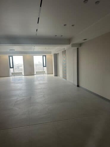 Ковролин: Сдаю Офис, 200 м², В бизнес центре, 1 линия, С оборудованием, С отдельным сан узлом — 5