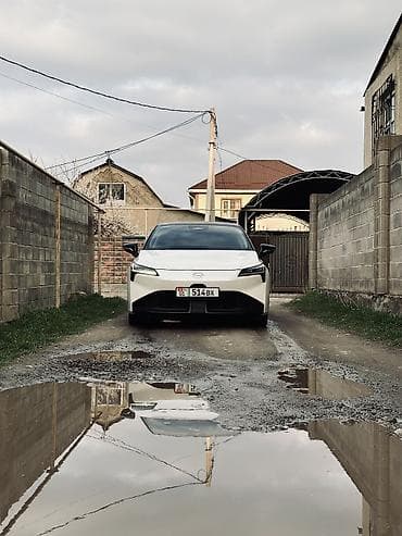 camry 25: AION S Plus — электрический седан Основные особенности: - Полностью — 1