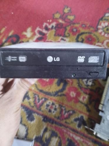 Настольные ПК и комплектующие: Оптический привод LG Super Multi DVD±RW для ПК (внутренний). - — 1