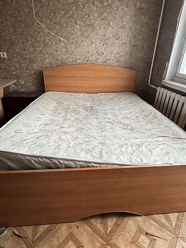 Офисная мебель: Кресла и кровать по 1000 сом 
Общий 3000 — 2