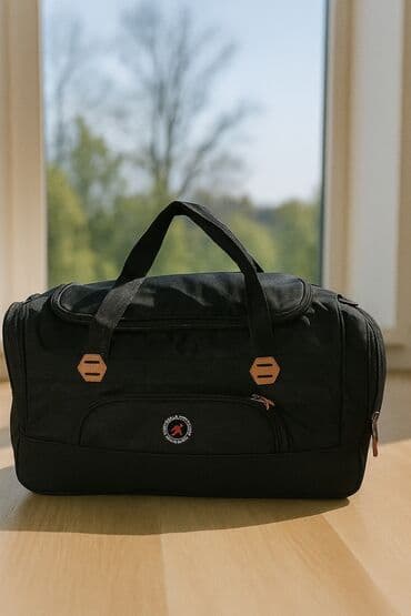 продаю спортивную сумку: Дорожная сумка, Материал: Нейлон, Унисекс, Новый — 1
