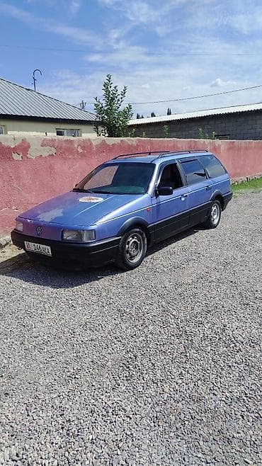 Volkswagen Passat Variant: 1992 г., 2 л, Механика, Бензин, Универсал