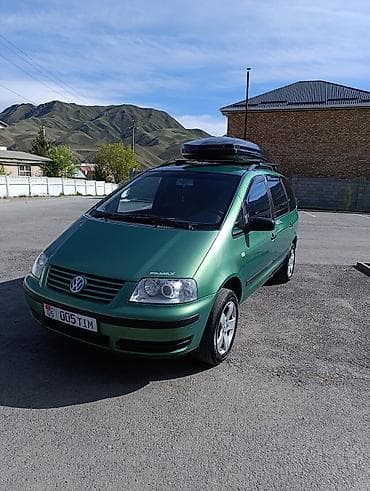 mini ev: Volkswagen Sharan: 2001 г., 2 л, Механика, Бензин, Минивэн — 1