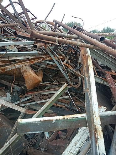 Металлолом/чермет и цветмет — смешанный лом Описание: - Куча
