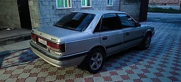 авто печ: Mazda 626: 1988 г., Механика, Бензин, Седан — 3
