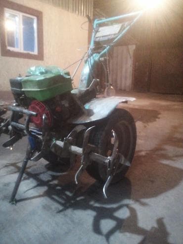 subaru fo: - мотоблок с ручным Пашем огороды. Цена за сотку — 400 сом. Выезд — 2