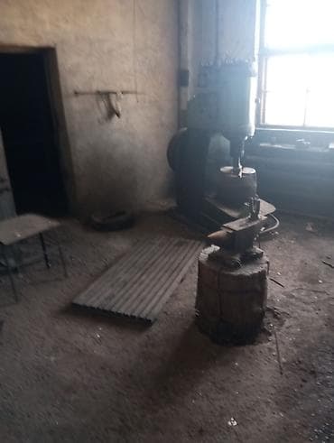 Аппараты для стирки ковров: Кузнечный участок с оборудованием для горячей ковки. Состав: - — 1