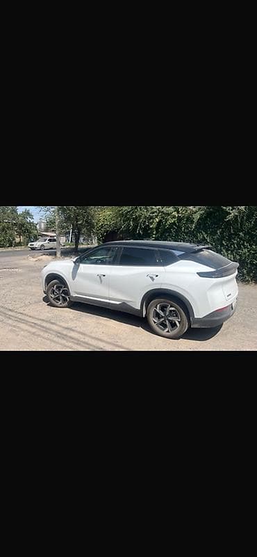 geely e5: Zeekr : | 2025 г. Кроссовер — 1