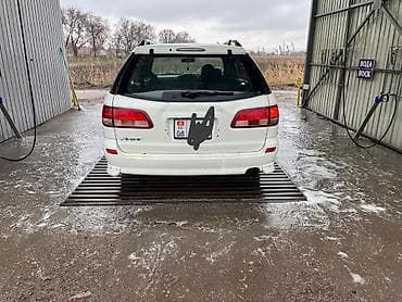 Nissan Avenir: 2001 г., 2 л, Автомат, Бензин, Универсал — 3