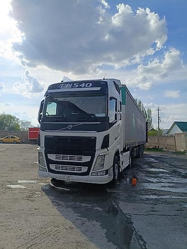 e60 m5: Тягач, Volvo, 2015 г., Тентованный — 2