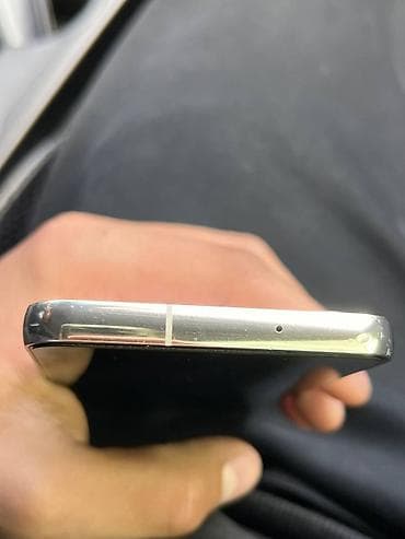 чехол s23: Samsung Galaxy S23, Б/у, 256 ГБ, цвет - Белый, 2 SIM, eSIM — 3