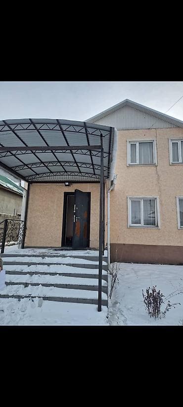 Продается в мкр. Учкун. Участок 4 сотки. Дом кирпичный, мансардного