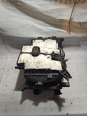 распределитель воздуха: Блок климат контроля Kia — 1