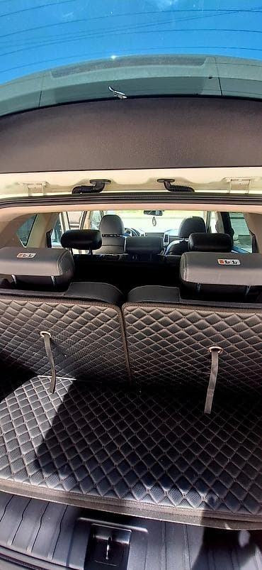 lc 300: Ssangyong Rexton: 2019 г., Внедорожник — 6