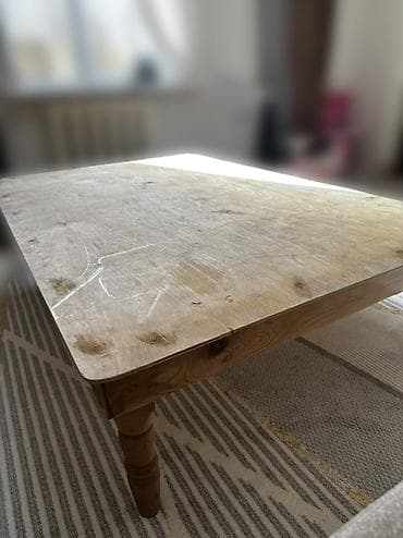 Журнальные столы: Деревянный стол низкой посадки В наличии 2 шт - Материал: массив — 1