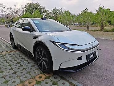 Toyota bZ5: 2025 г., Электромобиль, Лифтбек at lalafo.kg Toyota bZ5: 2025 г., Электромобиль, Лифтбек