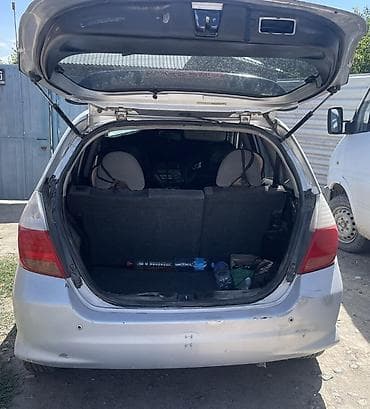 сидения на фит: Honda Fit: 2003 г., 1.3 л, Автомат, Бензин, Хэтчбэк — 2