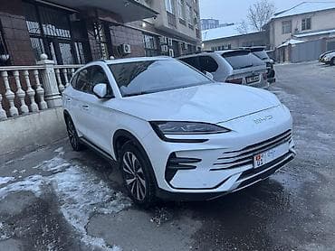 mitsubishi eclipse: BYD Song Plus: 2023 г., 1.5 л, Вариатор, Гибрид, Кроссовер — 1