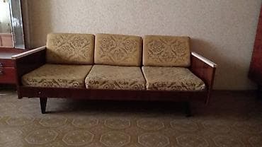 small table: Прямой диван — 1