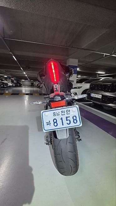 светодиодные: Спортбайк Yamaha, 700 куб. см, Бензин, Взрослый, Новый — 3