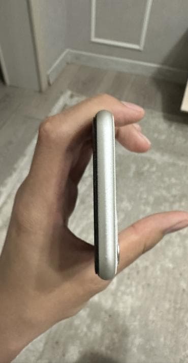 iphone 8 pro max: IPhone 11, Б/у, 128 ГБ, Белый, Чехол, 70 % — 7