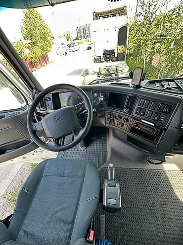 volvo 6 2: Тягач, Volvo, 2011 г. — 7