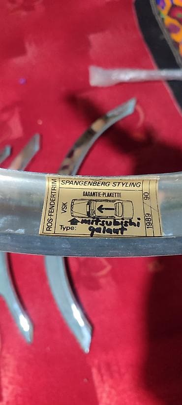 бу зеркало: Декоративные накладки Хром, Mitsubishi, 1989 г. — 4