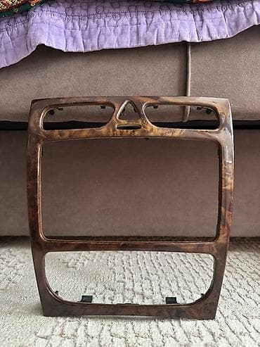 дерево на панель: Центральная консоль Mercedes-Benz 2000 г., Оригинал — 1