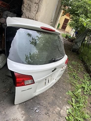 крышка богажника субару: Крышка багажника Subaru, Оригинал — 2